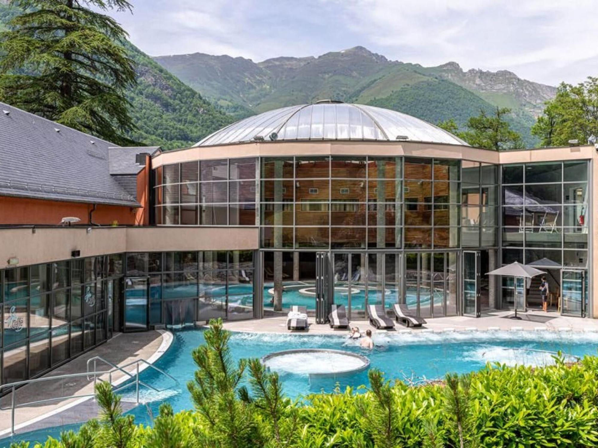 T2 Renove Avec Terrasse, Parking Prive, Local Velos A Cauterets - Fr-1-401-290 Extérieur photo